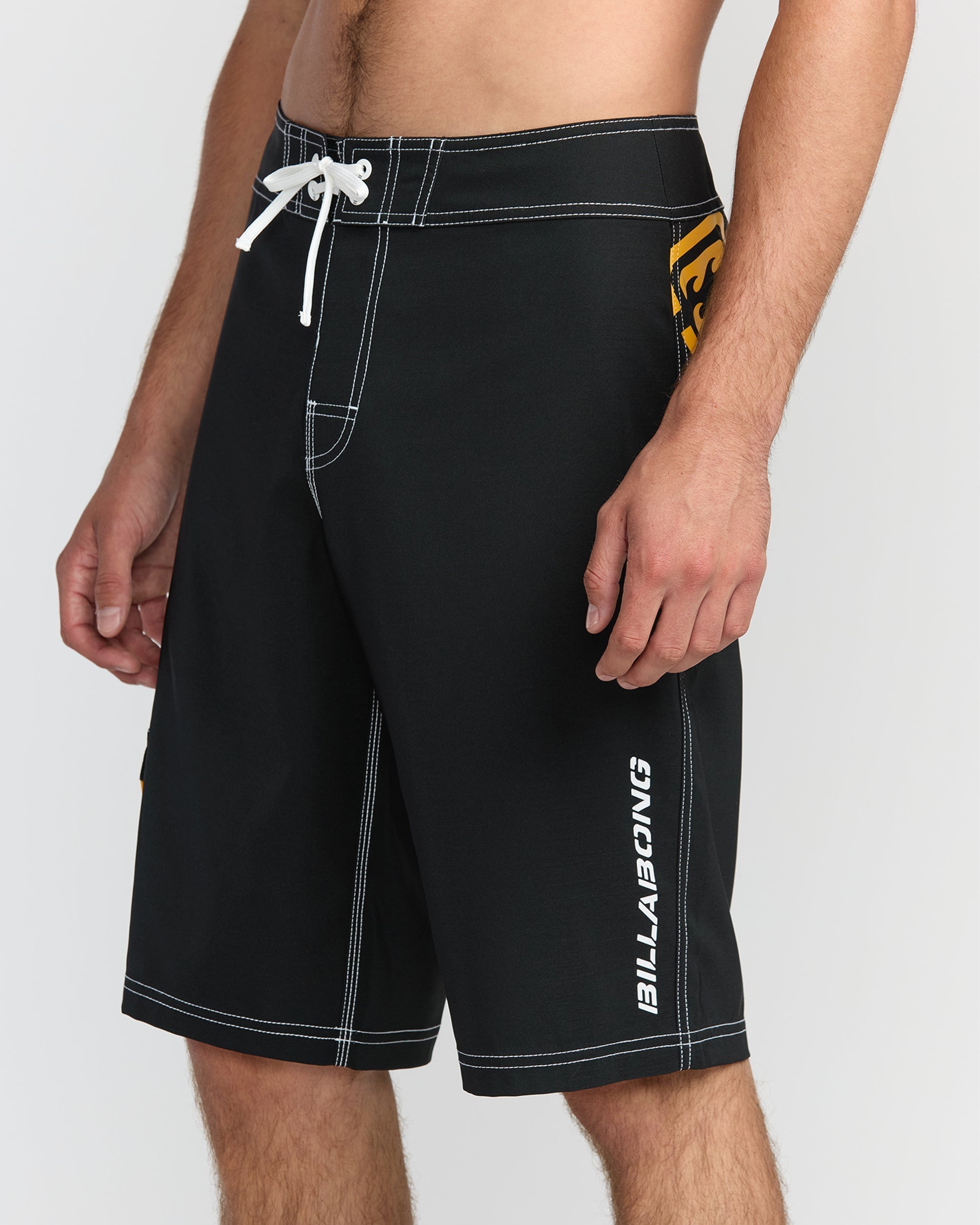 Bracket Pro 21 Boardshorts - Black