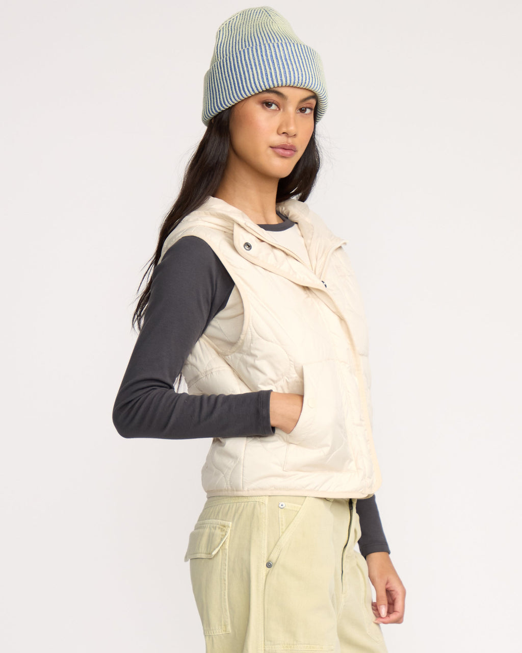 A/Div Cliffs Quilted Lightweight Vest - Whitecap