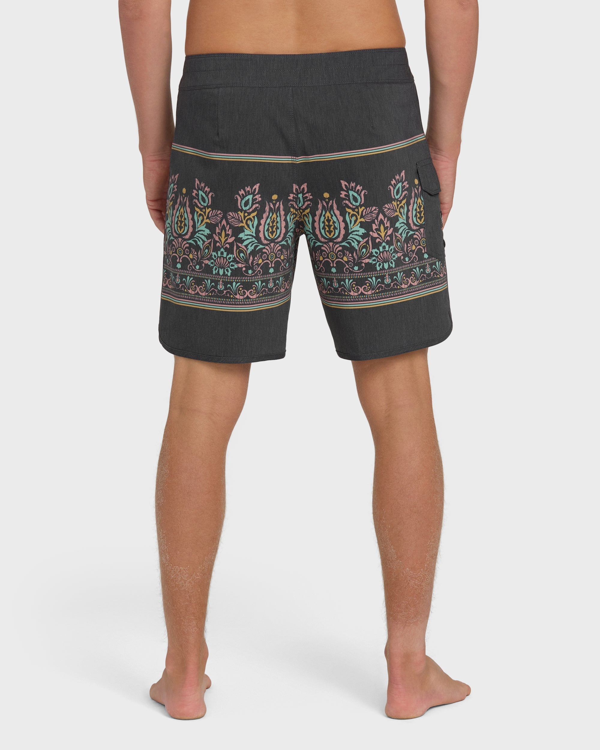 73 Pro 18 Boardshorts - Black