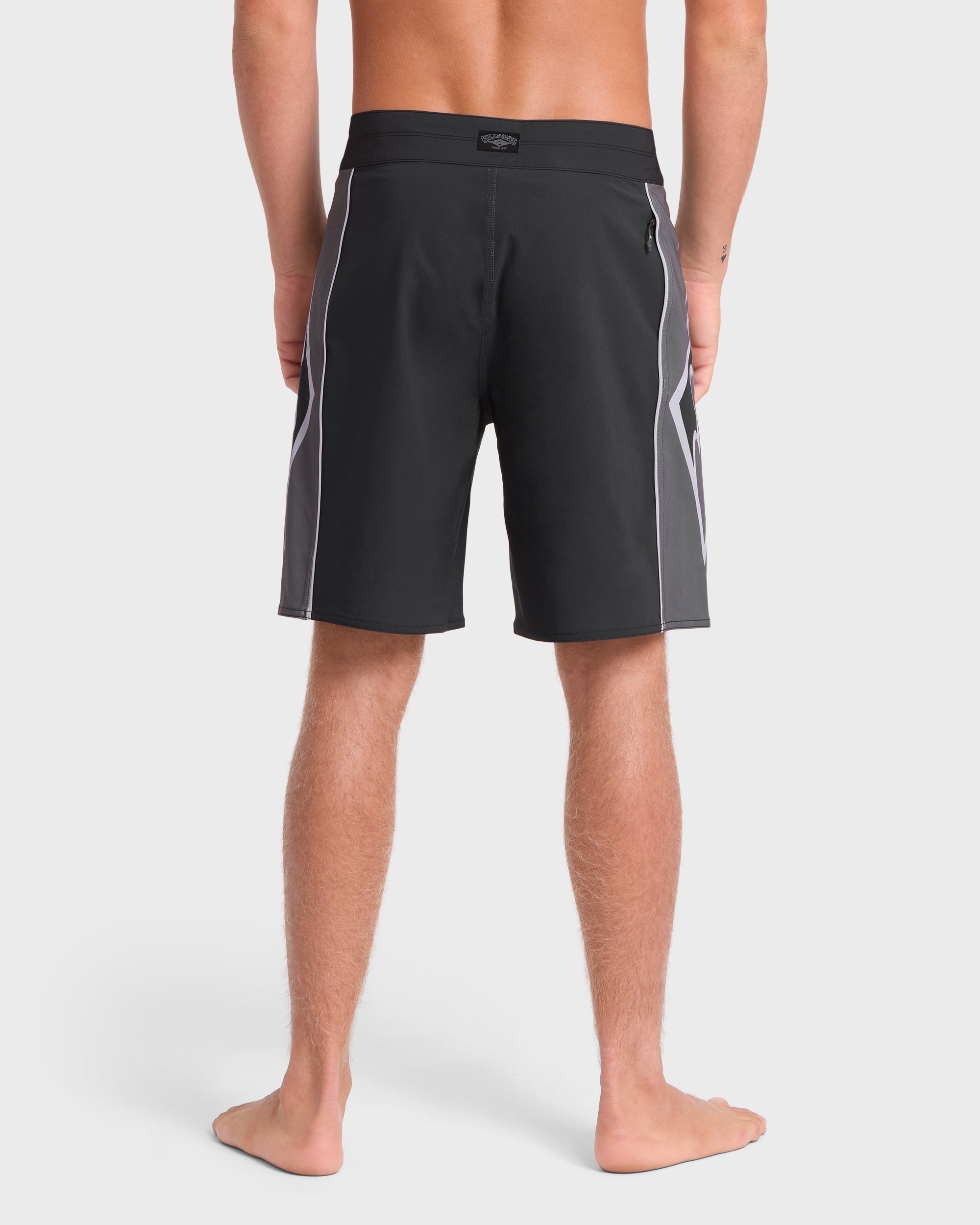 New Wave Pro 19 Boardshorts - Black