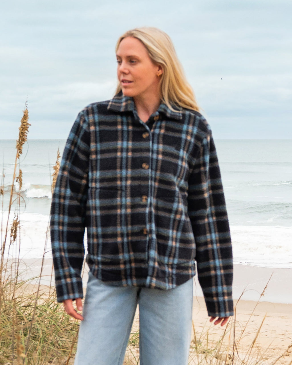 Breezy Sherpa Shacket - Black Sands